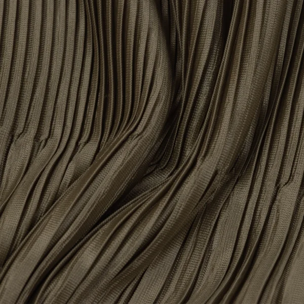 ISSEY MIYAKE WHITE LABEL Pleated Switching Sleeveless Top K-164807_012