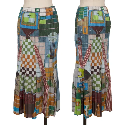 PLEATS PLEASE Graphic Printed Flare Skirt