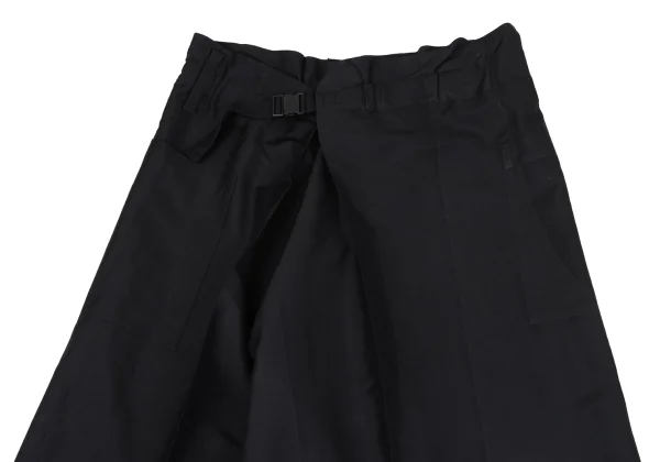 ISSEY MIYAKE me Front Tuck Design Flat Pants K-164929_002