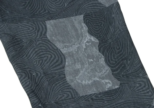 ISSEY MIYAKE Printed Button Hem Tapered Pants K-164936_011