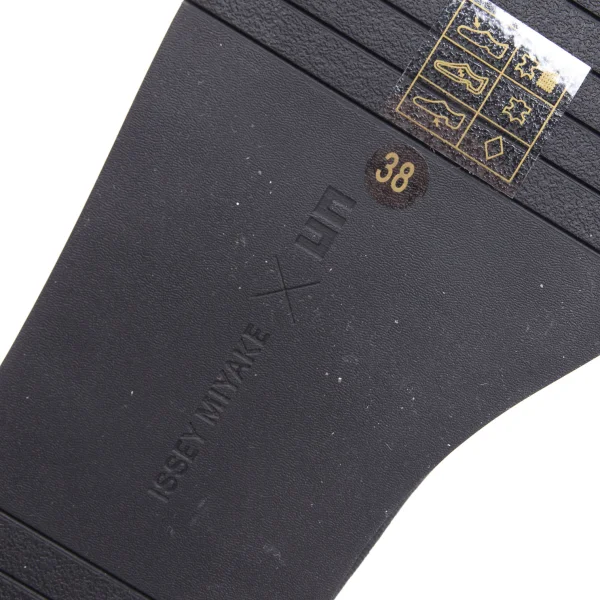 ISSEY MIYAKE×UN Warp Wedge Lo Sneakers K-164945_009