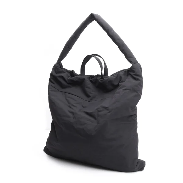 ティディデイアンドオーガストTIDI DAY AND AUGUST 中綿ショルダーバッグ 黒