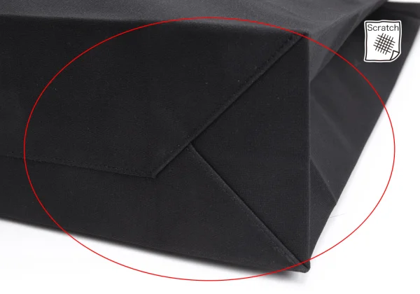 ISSEY MIYAKE Logo Printed Tote Bag K-165006_009