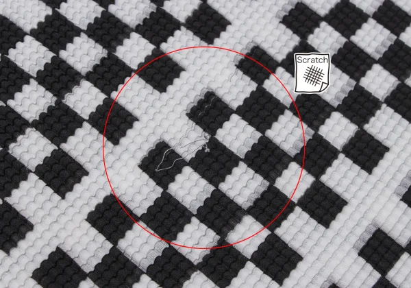 ISSEY MIYAKE PLEATS (T) Stretch Pleated Check T-shirt K-165127_006