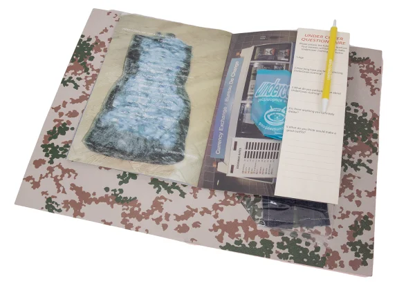 UNDERCOVER 98-99A/W EXCHANGE Brochure K-165204_005