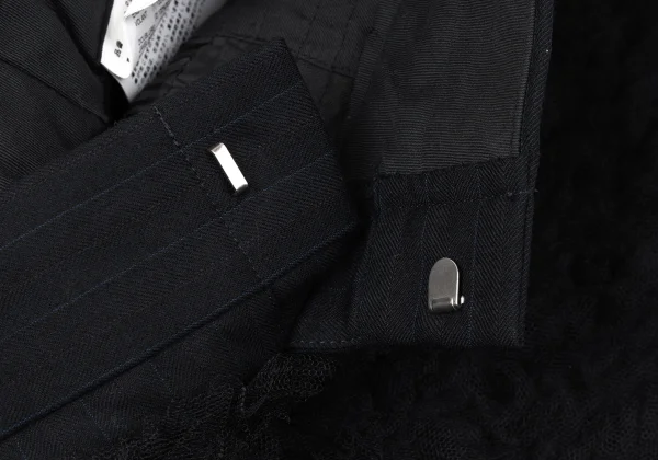 COMME des GARCONS Mesh Frill Front Stripe Pants K-165287_004