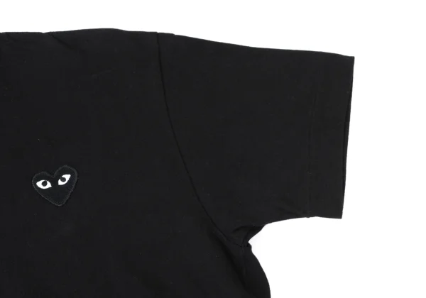 PLAY COMME des GARCONS Heart Patch T Shirt K-165346_005