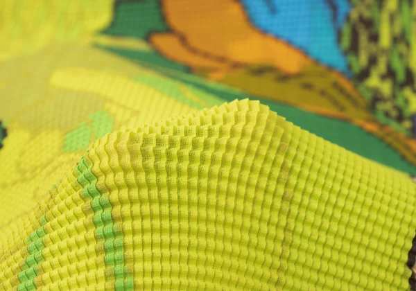 ISSEY MIYAKE me Colorful Floral Stretch Pleated T Shirt K-165381_013