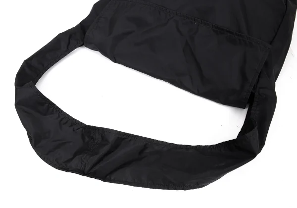 COMME des GARCONS Message Print Nylon Messenger Bag K-165486_009