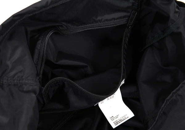 COMME des GARCONS Message Print Nylon Messenger Bag K-165486_012