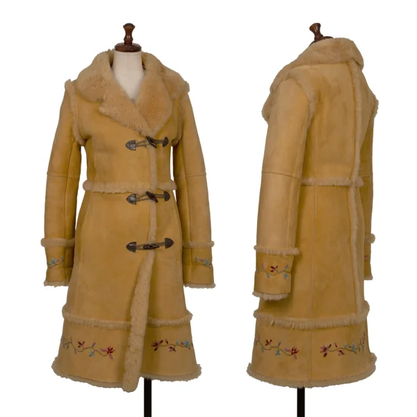 VIVIENNETAM Floral Embroidery Toggle Button Mouton Coat Beige S-M K-165502_001