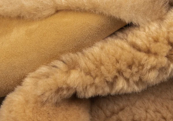 VIVIENNETAM Floral Embroidery Toggle Button Mouton Coat K-165502_019