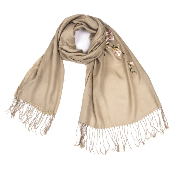 VIVIENNETAM Floral Embroidery Fringe Stole Beige Free K-165507_001