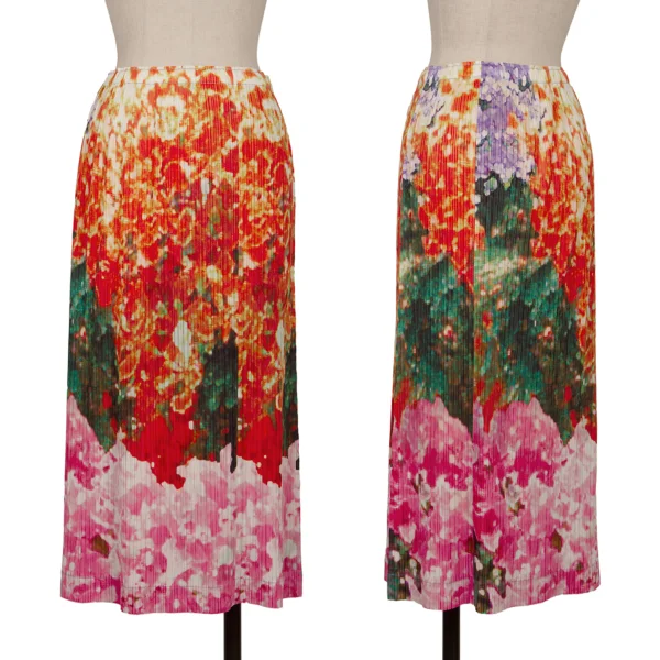 PLEATS PLEASE Colorful Graphic Print Skirt Multi-Color 2 K-165668_001