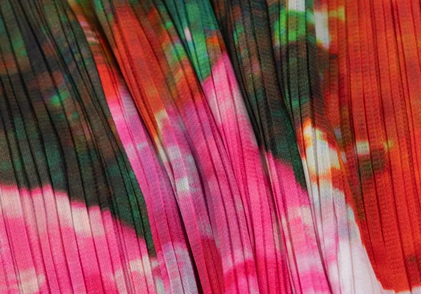 PLEATS PLEASE Colorful Graphic Print Skirt K-165668_011