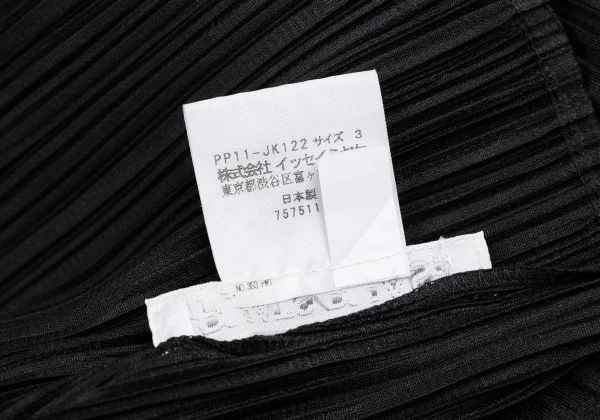 PLEATS PLEASE Short T Shirt K-165827_011