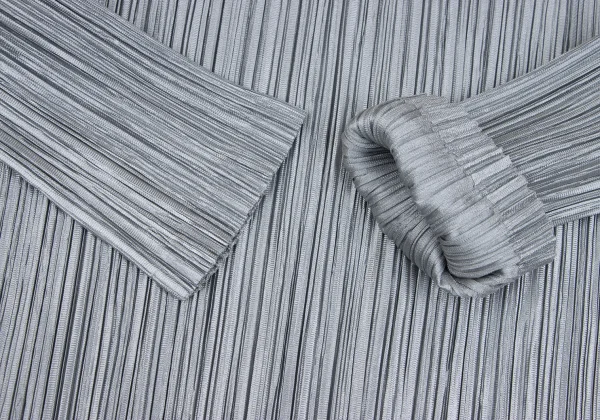 PLEATS PLEASE Shiny High-neck 3/4 Sleeve Top K-165839_005