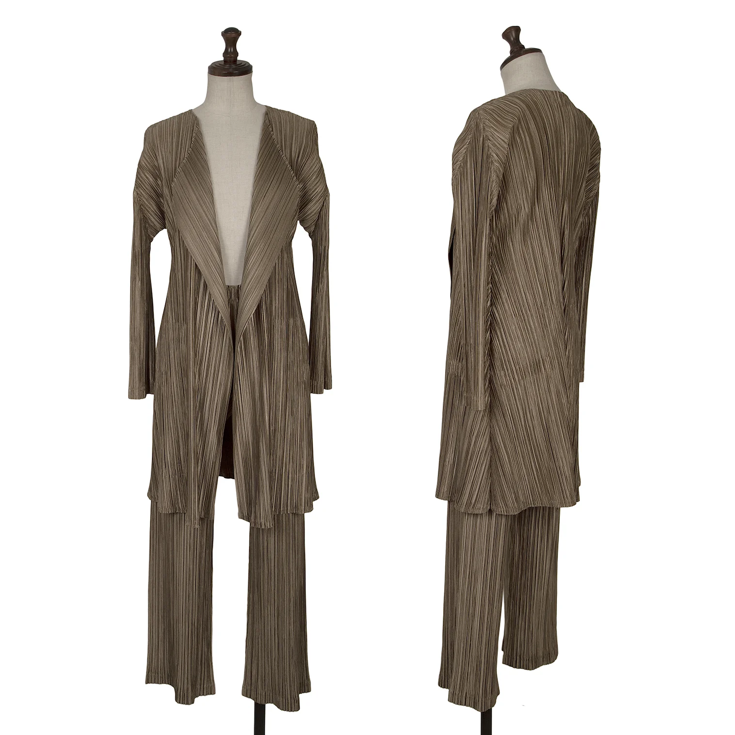 プリーツプリーズPLEATS PLEASE シャイニープリーツボタンレス