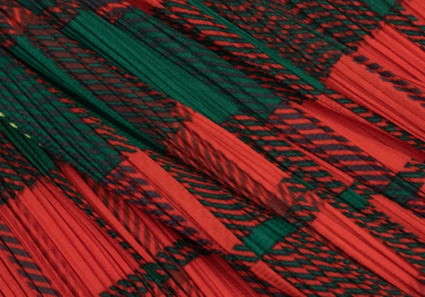 PLEATS PLEASE Checker Print Pleated Skirt K-165913_008