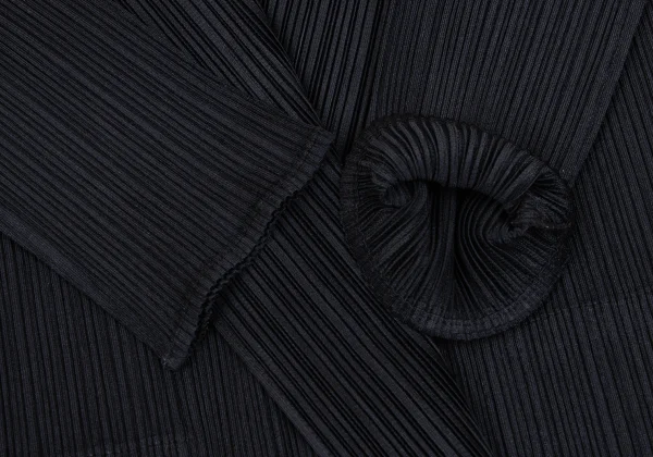 PLEATS PLEASE Pleated Buttonless Long Cardigan K-165918_007