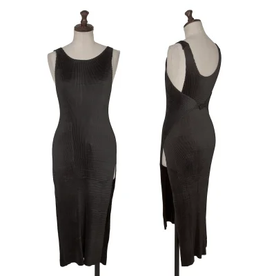 ISSEY MIYAKE im product Pleated Apron Dress