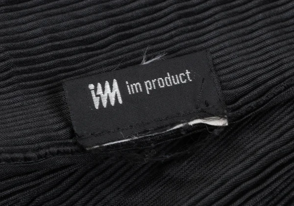 ISSEY MIYAKE im product Pleated Apron Dress K-165987_014