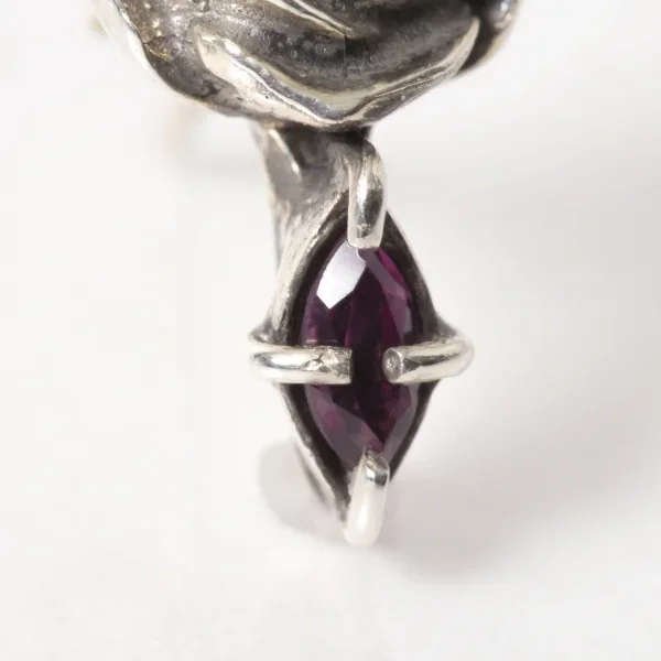 UZUOU Silver925 Roadlight garnet and Rose motif Earrings K-166168_004