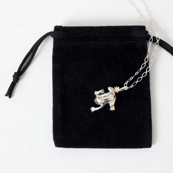 UZUOU Silver925 Diamond's eyes frog Motif Necklace K-166179_008