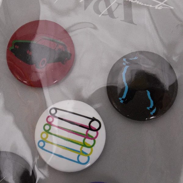 Yohji Yamamoto Tin Badges K-166323_004