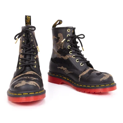 Dr.Martens 1460 YEAR OF THE TIGER ８ holes Leather Boots