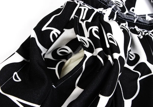 COMME des GARCONS Bearbrick Printed Strap Skirt K-166407_005