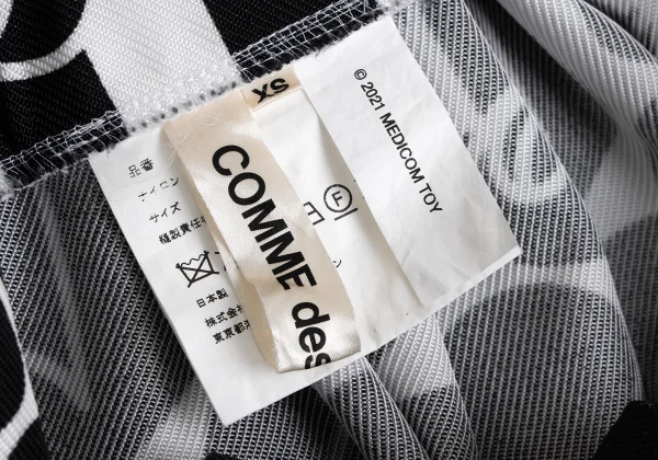 COMME des GARCONS Bearbrick Printed Strap Skirt K-166407_016