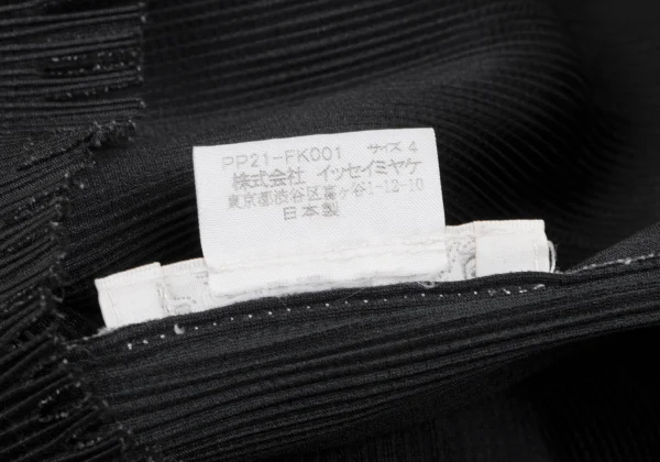 PLEATS PLEASE Hem Cutting Crepe Pleated Tank Top K-166483_013