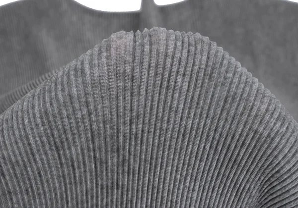 PLEATS PLEASE Crepe Pleated Short Sleeve T-shirt K-166497_008