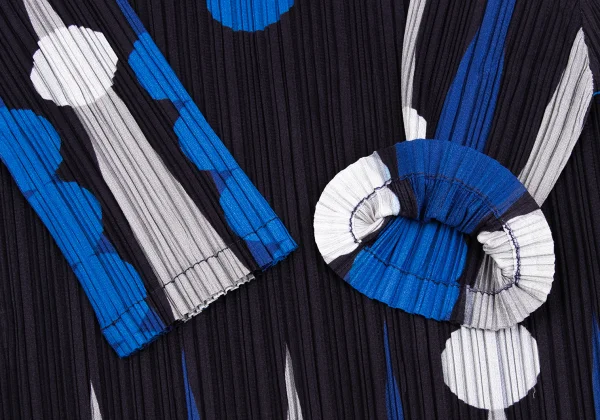 PLEATS PLEASE Geometric Printed T Shirt K-166501_007