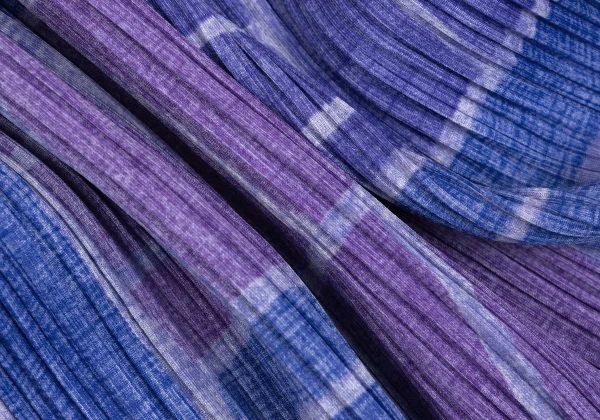 PLEATS PLEASE Tile Printed Turtle Neck Top  K-166502_016