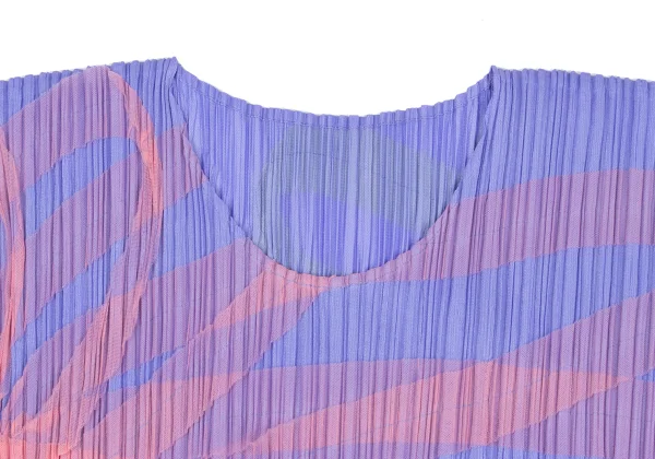 PLEATS PLEASE Pleated Multi Patch Design Short Sleeve T-shirt K-166508_005