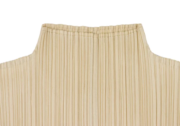 PLEATS PLEASE Pleated Leaf Patch Long Sleeve T-shirt K-166571_003