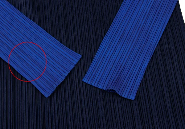 PLEATS PLEASE Pleated Bicolor Long Sleeve T-shirt K-166573_009