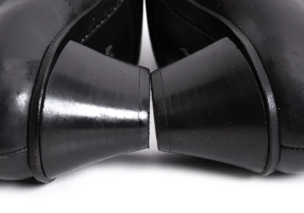 COMME des GARCONS Leather Pumps K-166590_010