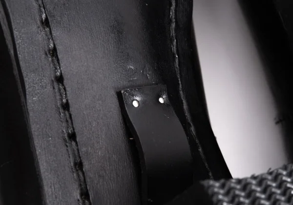 COMME des GARCONS Leather Pumps K-166590_012