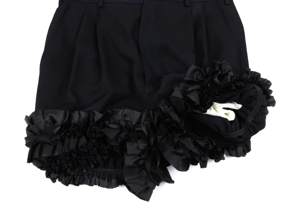 COMME des GARCONS Wool Gaba Frilled Hem Shorts K-166604_008