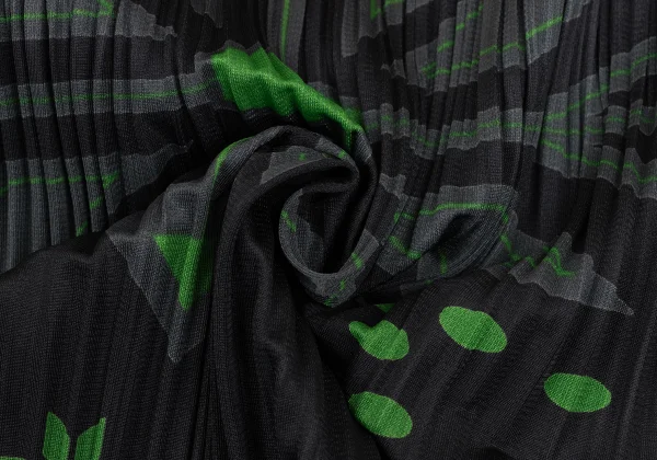 PLEATS PLEASE Snowflake Printed Skirt K-166627_012