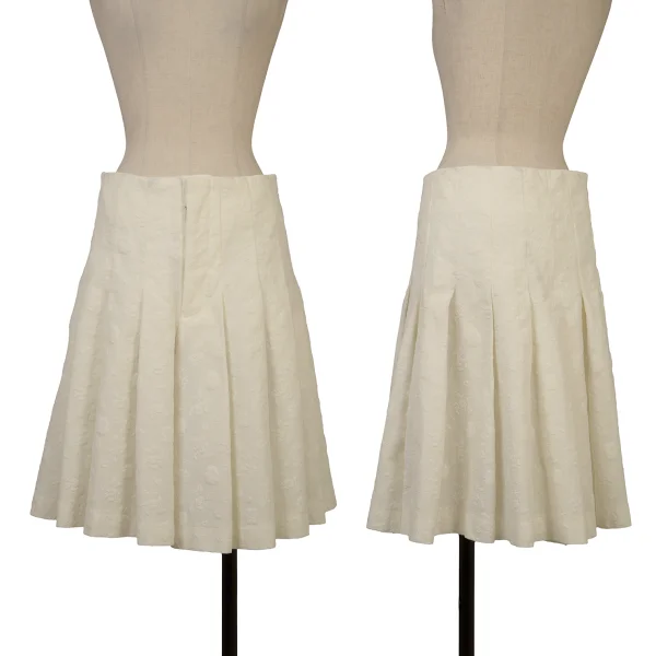 COMME des GARCONS Dyed Poly Floral Jacquard Pleats Skirt Like Wide Shorts White S K-166655_001