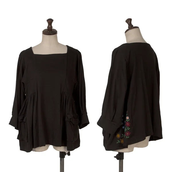 tao Frill Pocket Floral Embroidery Top Black S K-166779_001