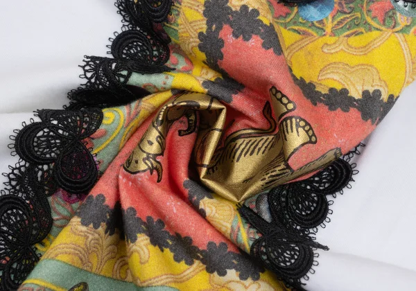 tricot COMME des GARCONS tricot Special Lace Embellished Print T-shirt K-166782_015