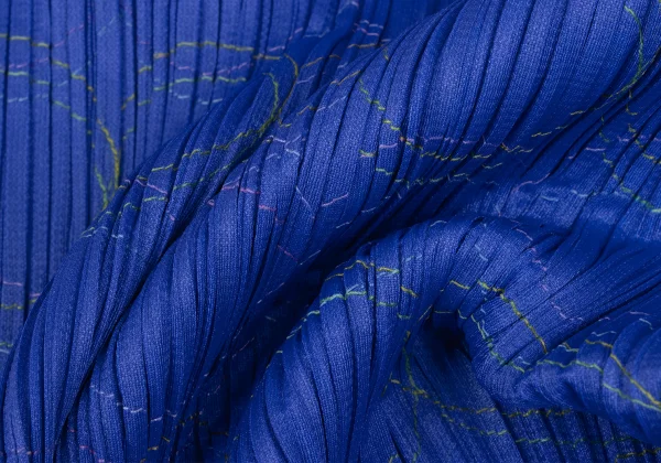 PLEATS PLEASE Embroidery Skipper Polo Shirt & Skirt K-166789_019