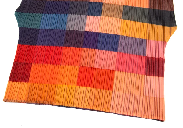 PLEATS PLEASE Colorful Checkered Sleeveless Top K-167201_007