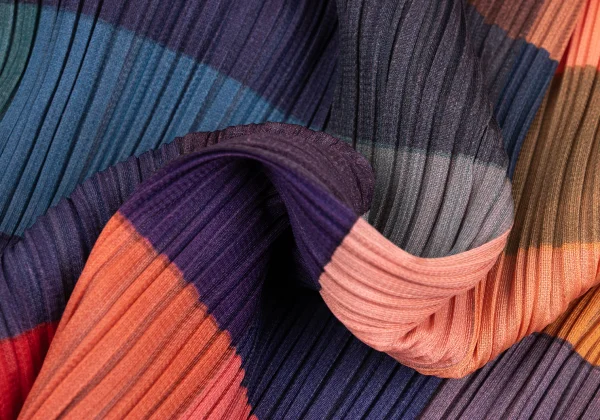 PLEATS PLEASE Colorful Checkered Sleeveless Top K-167201_014