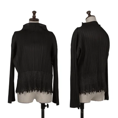 PLEATS PLEASE Hem Cutting Embossed Pleats T-shirt